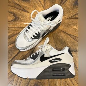 Nike Air Max 90 LV8 Platform Sneakers White Black and Metallic Silver 🌸